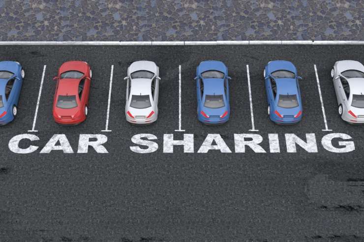 Car sharing auto Italia aumento noleggio