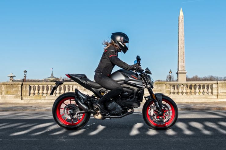 Motori moto Italia novità Ducati Monster DesertX