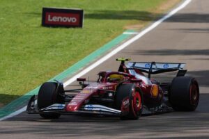 Charles Leclerc Hamilton Ferrari Monaco GP tuta blu