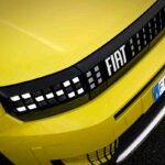 fiat grande panda logo cofano