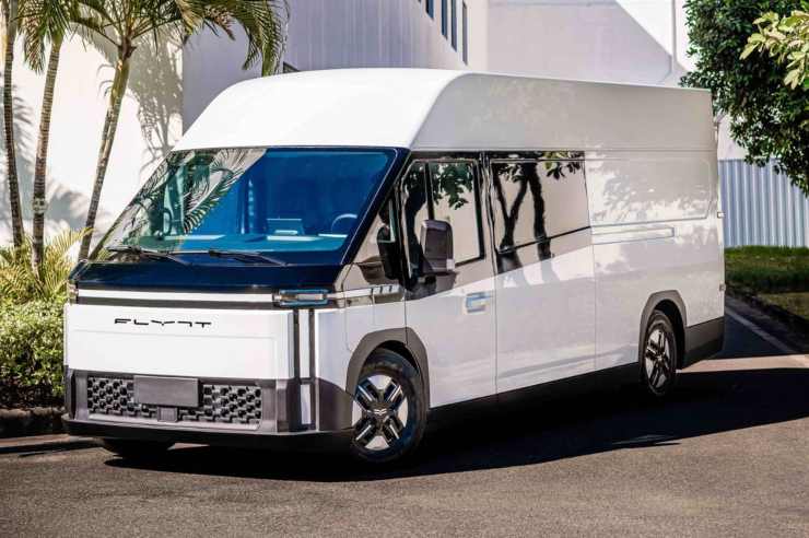 Auto elettrica Autonomia infinita Flynt Van Olanda