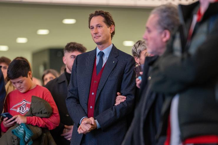 John Elkann Stellantis novità dazi vendite