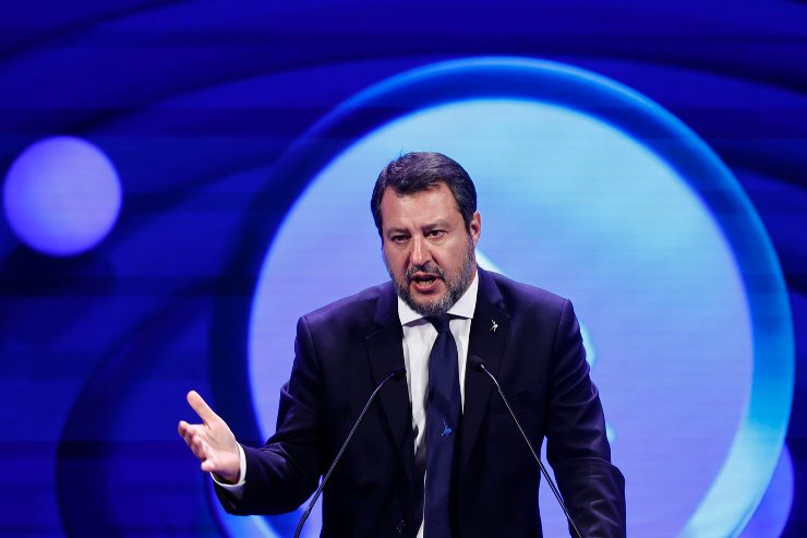 Matteo Salvini Stellantis concessionarie problemi