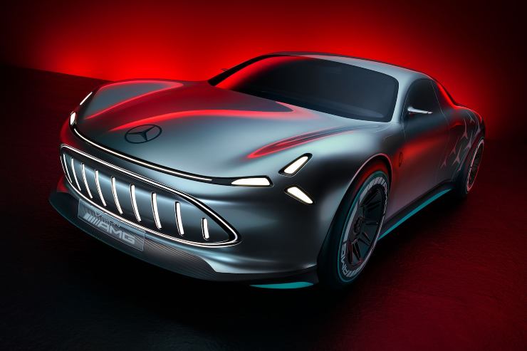Mercedes AMG novità auto motore V8