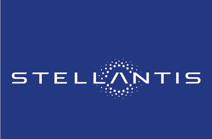 Auto Stellantis motori PureTech novità risarcimento