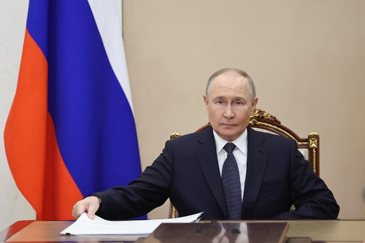 Vladimir Putin crisi benzina problemi Russia