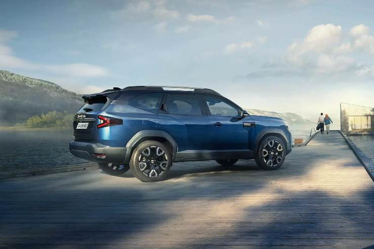 Dacia Bigster anche a diesel, i prezzi