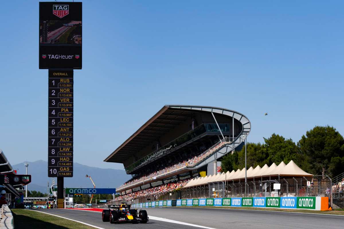 La Red Bull Formula 1 di Verstappen sul circuito del Montmelo