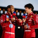 Hamilton e Leclerc con la tuta Ferrari