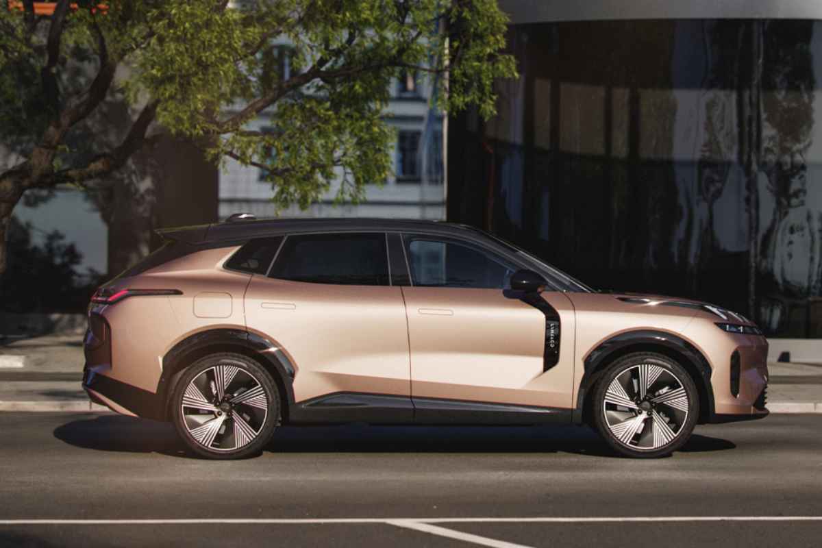 Lynk & Co 08