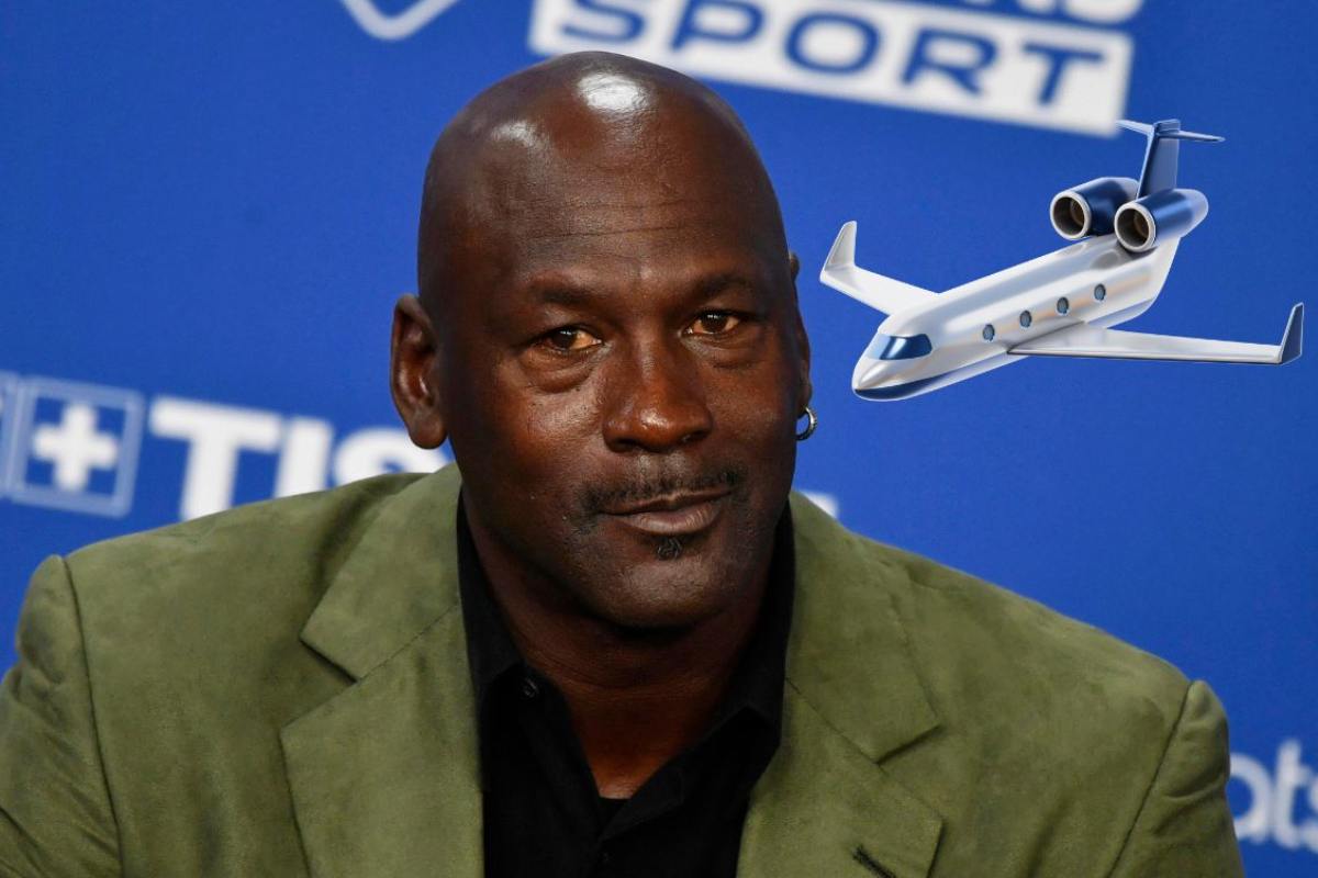 Primo piano di Michael Jordan e il disegno di un aereo