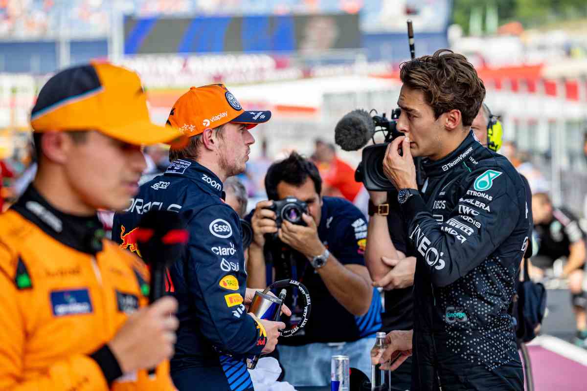 Russell e Verstappen a colloquio
