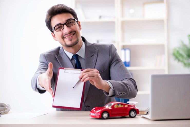 Assicurazione auto RC Italia Spagna Francia 100 euro
