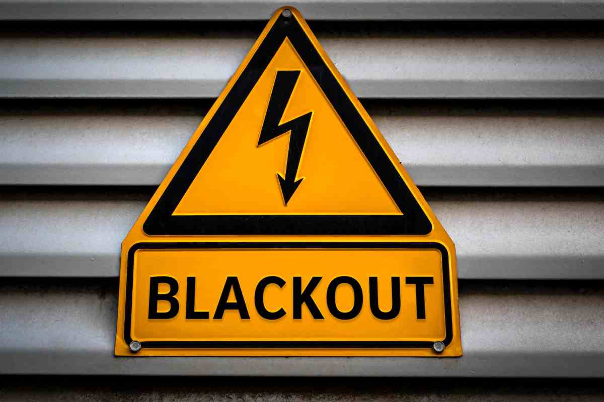 blackout allarme cartello