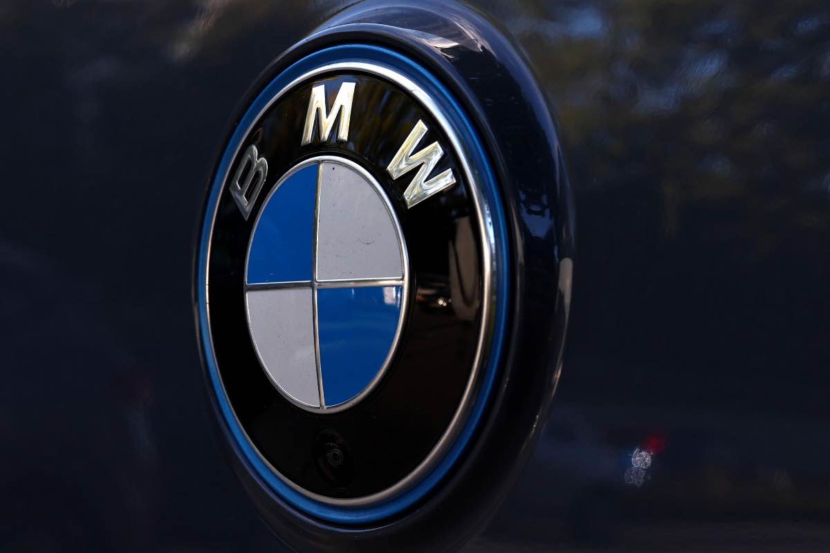 BMW logo