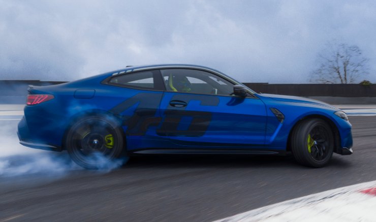 BMW M4 CS Edition VR46 Valentino Rossi