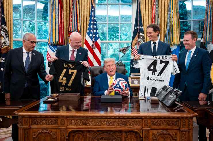 John Elkann Juventus Donald Trump Calenda