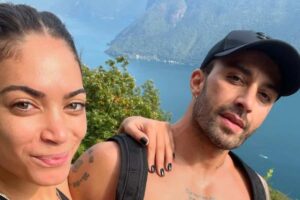 Andrea Iannone Elodie Superbike MotoGP incontro