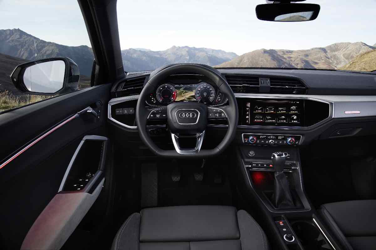 Interno Audi Q3