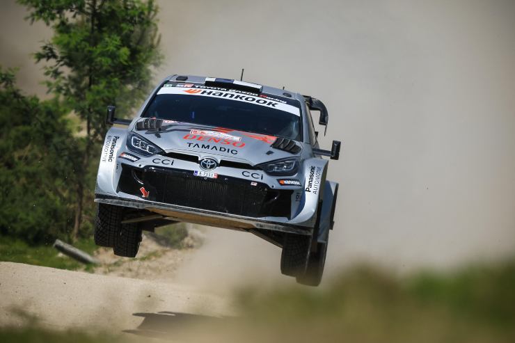 Kalle Rovanpera Ogier Toyota WRC Sardegna
