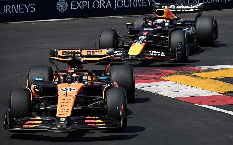Red Bull McLaren F1 Verstappen