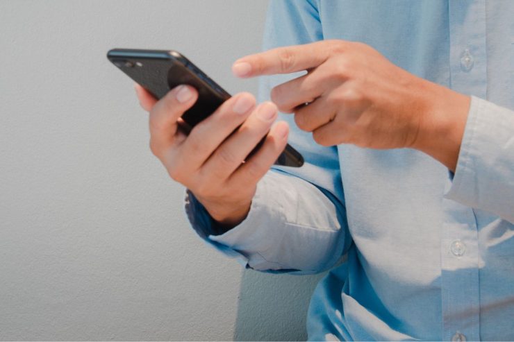 Telefono squillo truffa attenzione auto