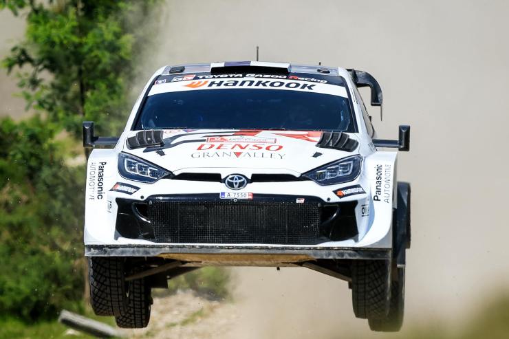 Toyota Hyundai WRC Sardegna Tanak Ogier