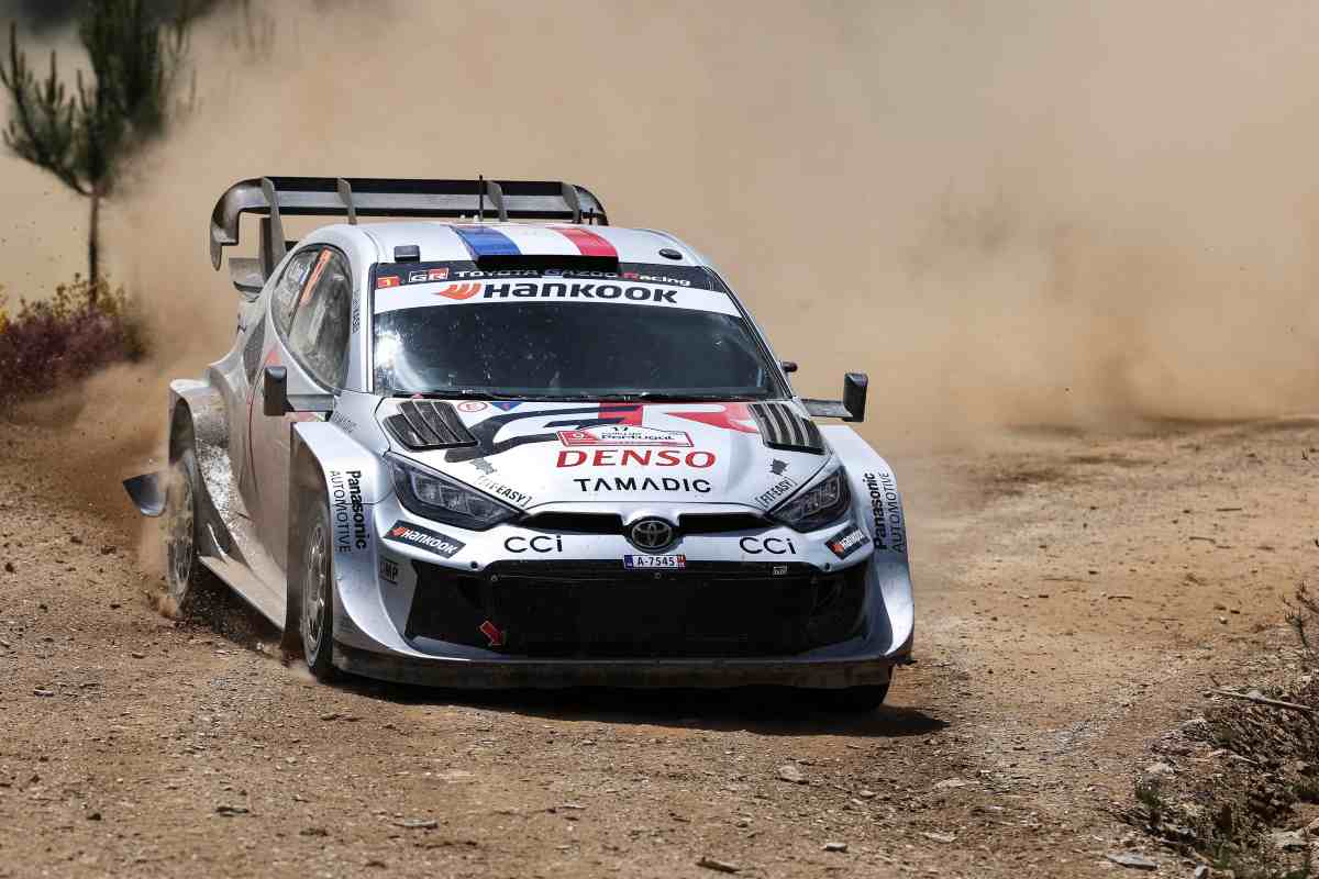 WRC Sardegna Italia Evans Ogier Tanak Hyundai Toyota