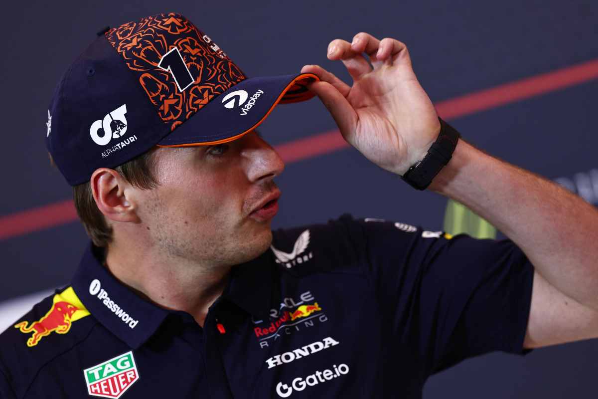 Verstappen durante la conferenza stampa