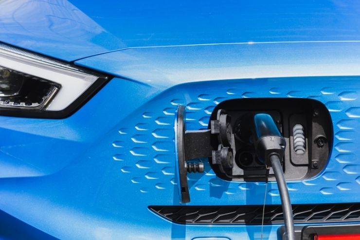 Tante offerte di lavoro con le auto elettriche