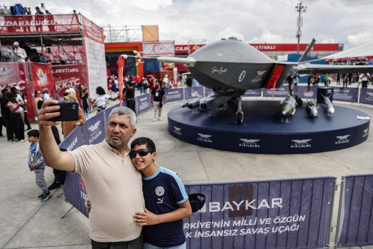 Adolfo Urso Baykar Piaggio Aerospace