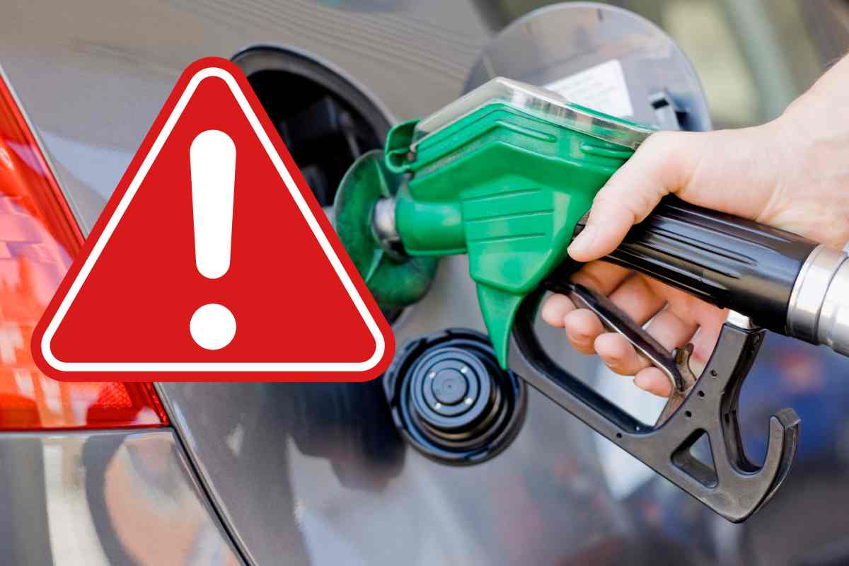 pompa benzina attenzione segnale