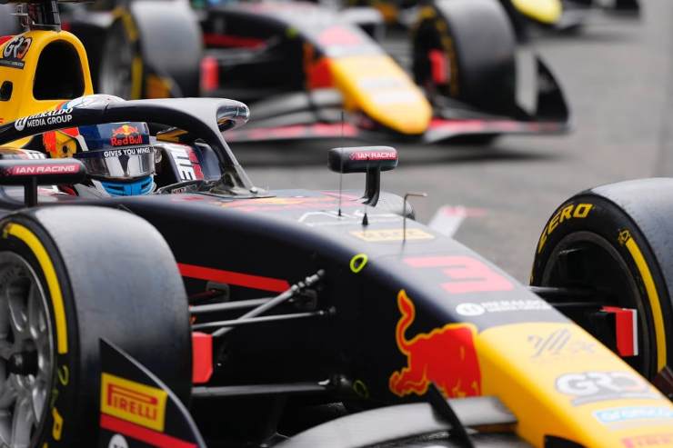 F2 pagelle Belgio Sprint Race
