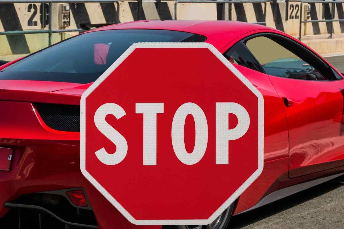 Concessionaria Ferrari truffa problemi