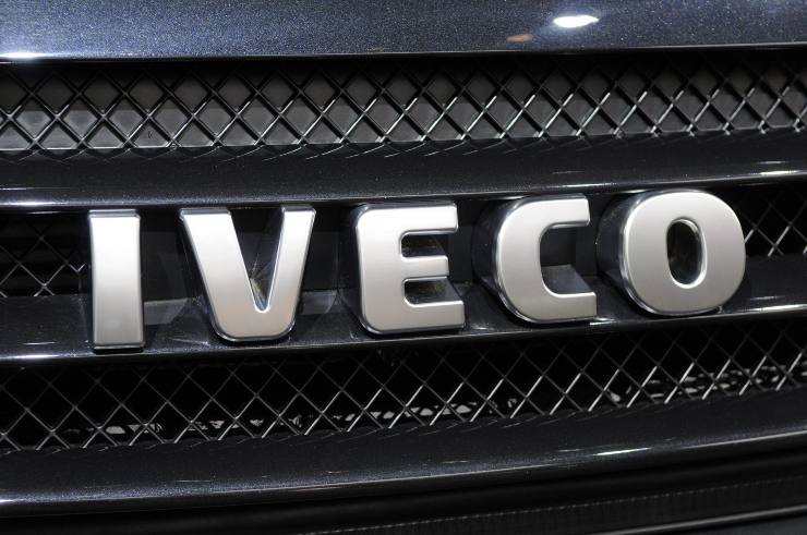 Iveco Elkann Meloni cessione