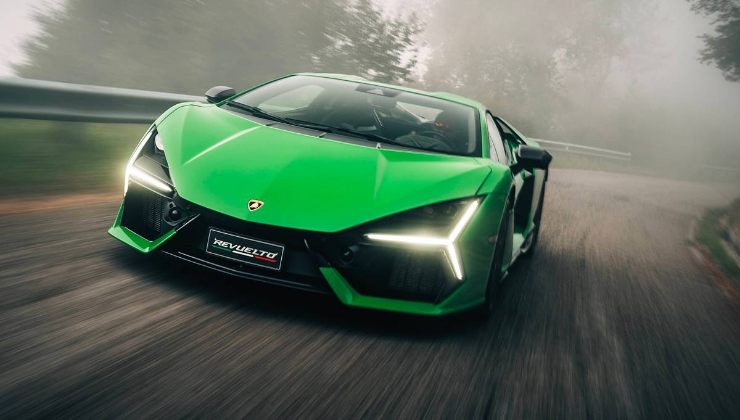 lamborghini revuelto