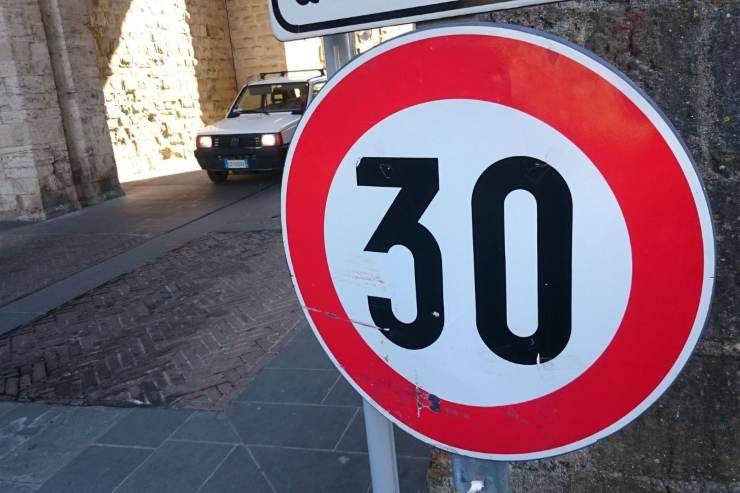 Limite velocità sentenza annullata