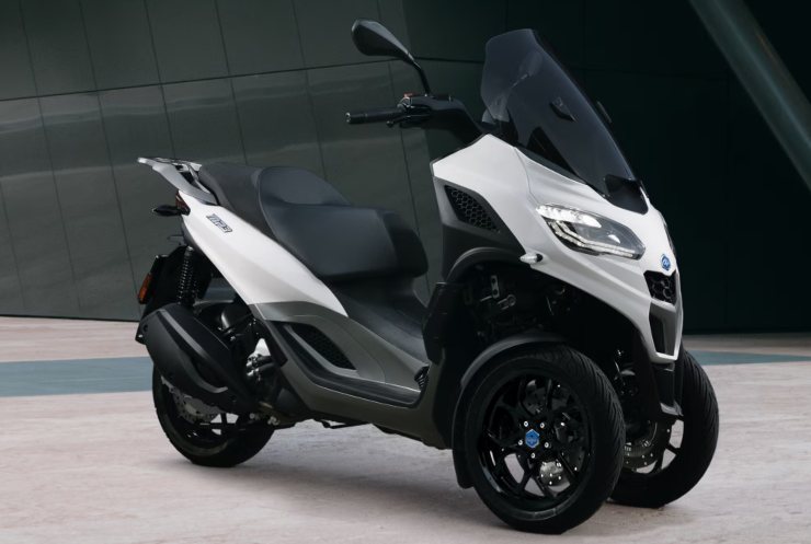 Yamaha Tmax Piaggio MP3