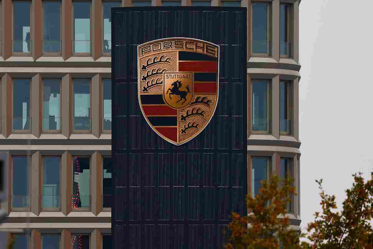 porsche logo