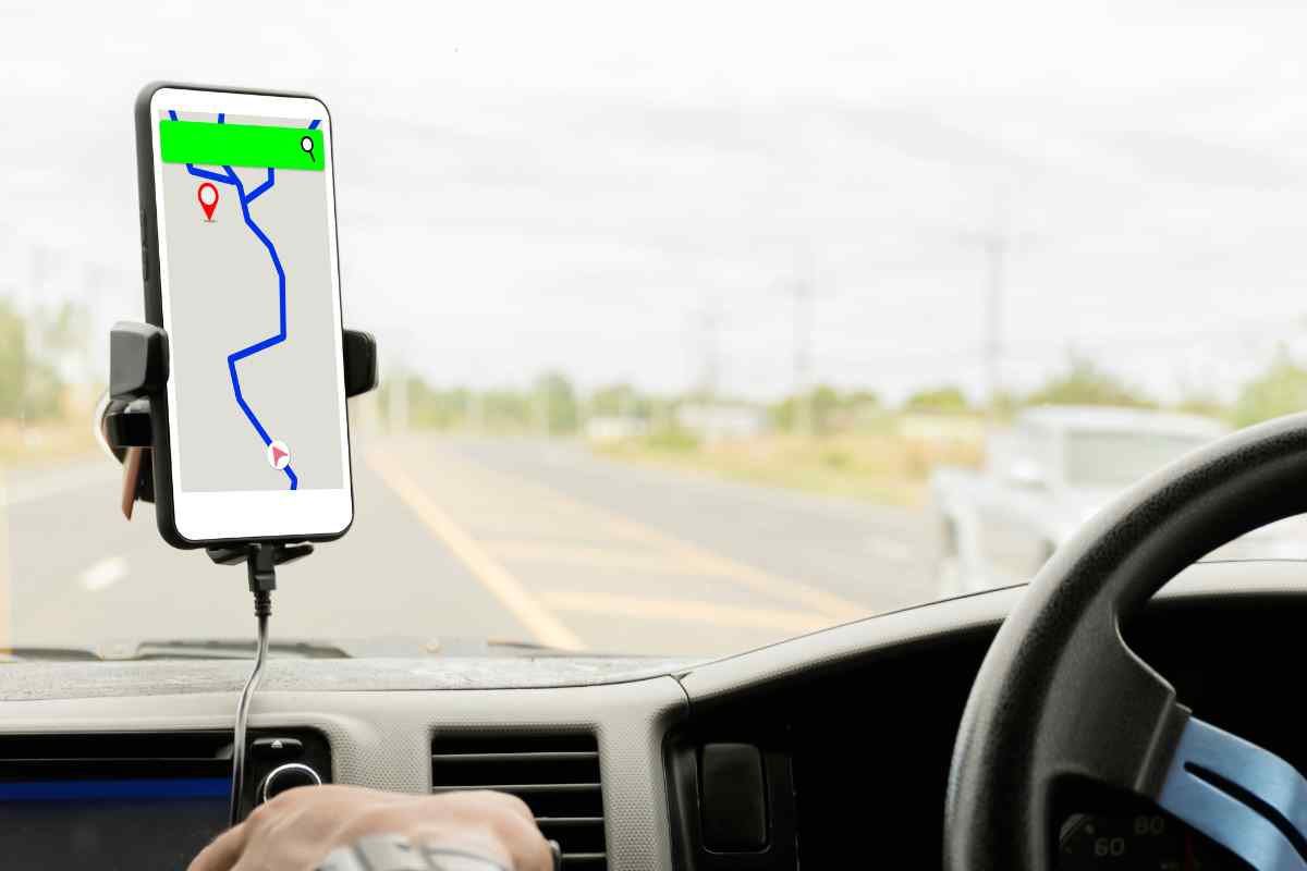 navigatore auto autostrada percorso