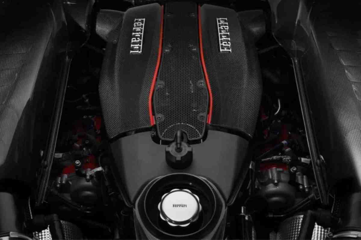 Ferrari cambia il motore
