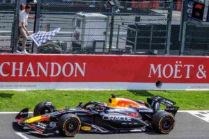 La Red Bull F1 sul traguardo