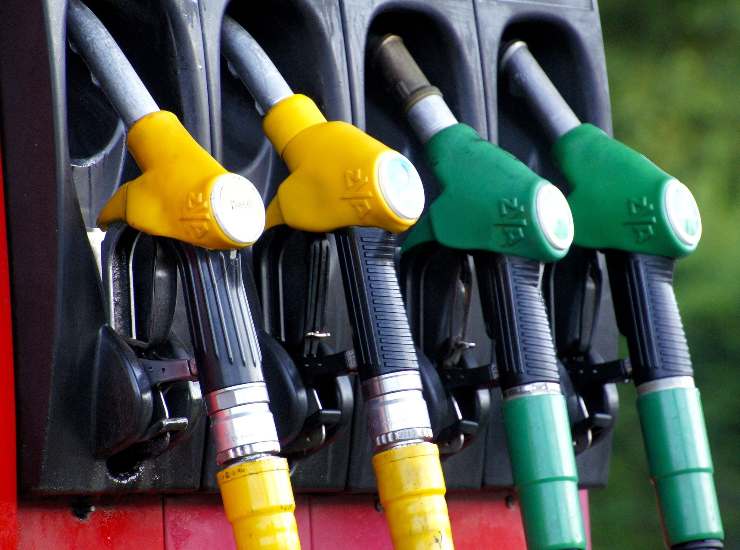 benzina pompa