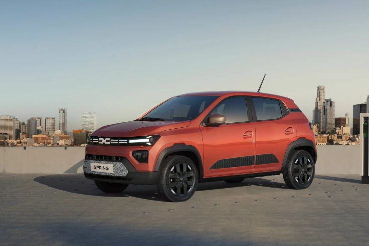 Dacia Spring auto elettrica incentivi