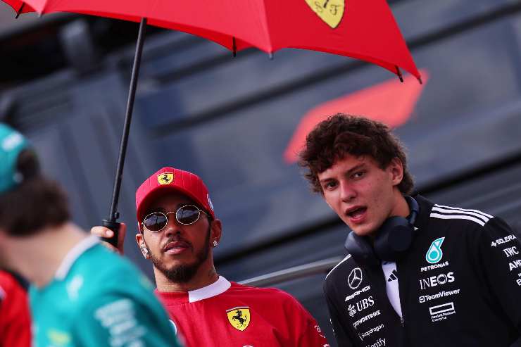 Lewis Hamilton e Kimi Antonelli