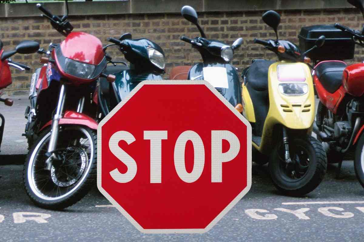 ZTL Milano Moto scooter stop