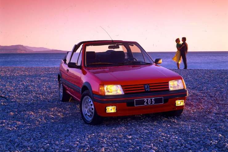 Pippo Baudo Peugeot 205 auto