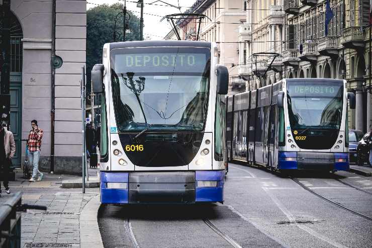 due tram a Torino