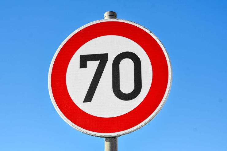 Velocità limiti 20 km/h