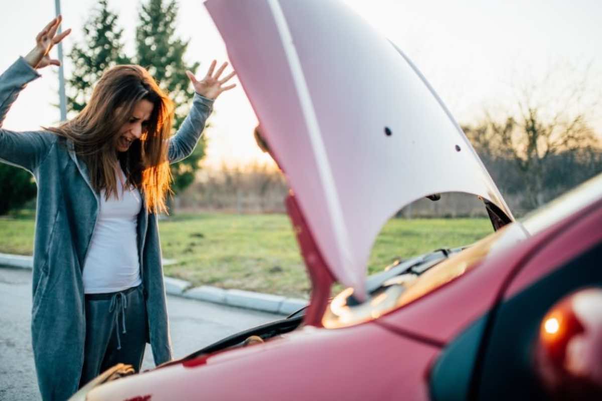 Auto scatta il richiamo immediato